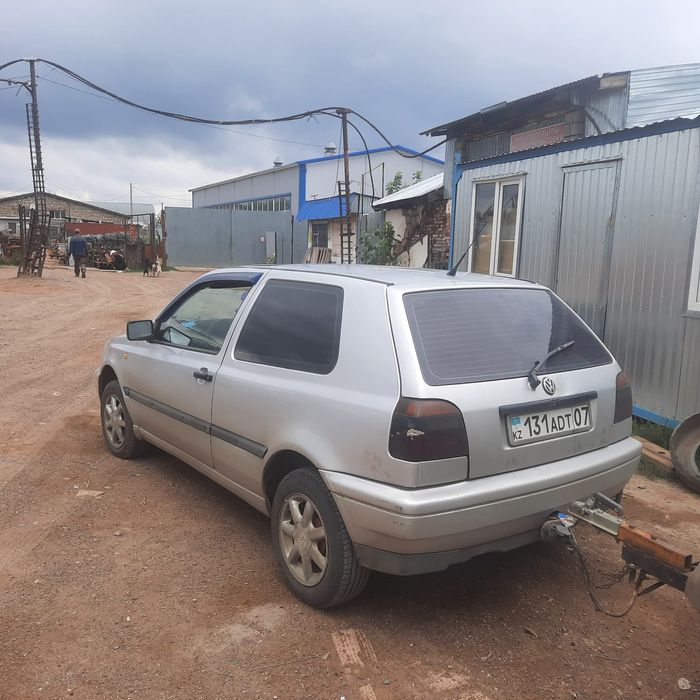 Продам гольф 3 1.8 автомат