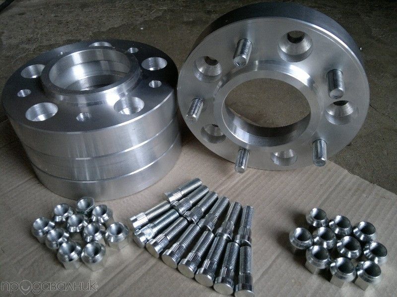 Изработвам Фланци 4/100 5/100