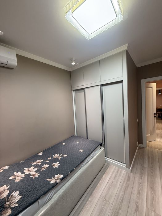 Срочно сдаётся Huawei office Ойбек метро