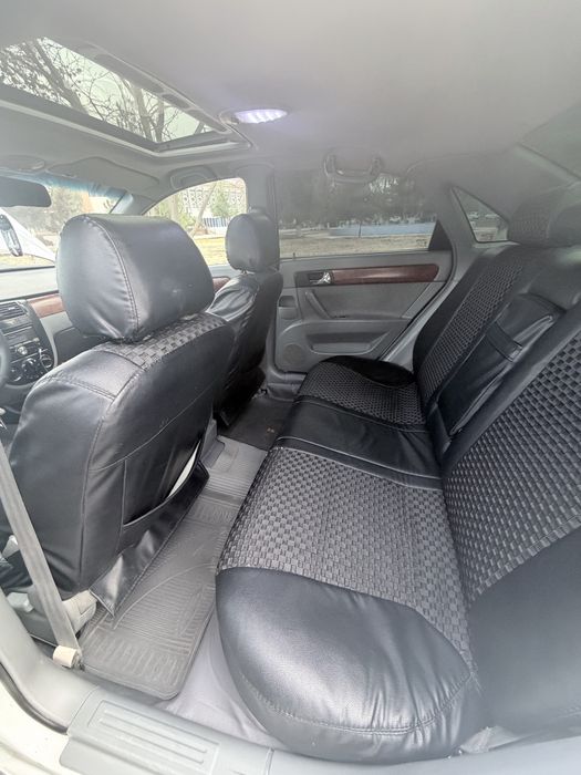 Родпется автомобиль Lacetti