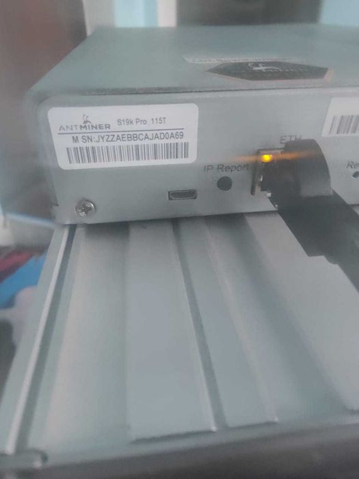 асик  Antminer  S19кpro на 115  тх в идеальном состоянии