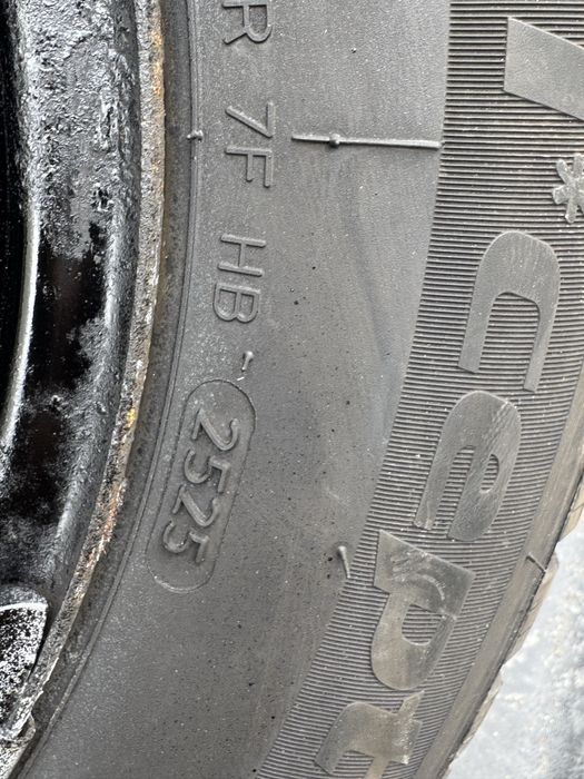 Jante tabla originale vw polo 6r cu anvelope noi