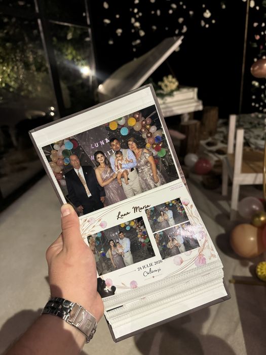 Cabina foto Photobooth Oglinda Magica Nunti Botezuri Majorat Petreceri