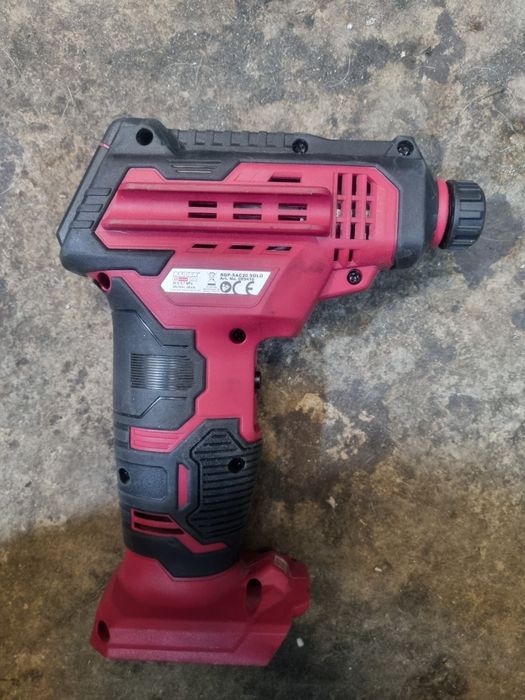 Гайковерт, саблен трион, компресор