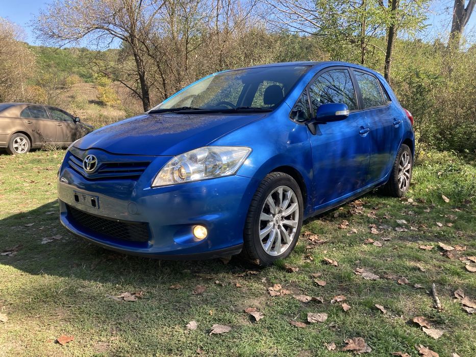 Тойота аурис/toyota auris 1.4D4D 90кс 09-12г