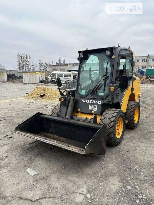 минипогрузчик Volvo MC70