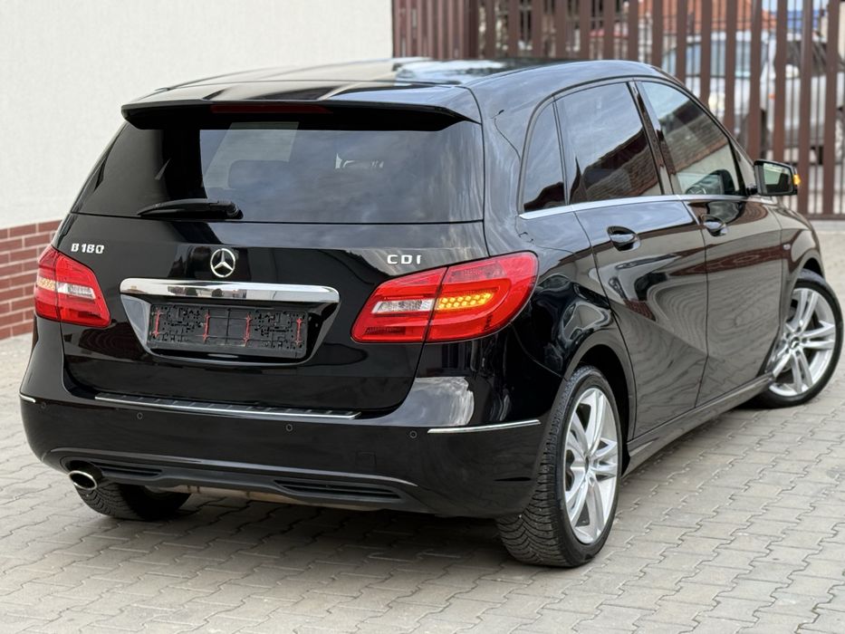 Vand Mercedes B-class An 2012 Motor 1.8 Diesel