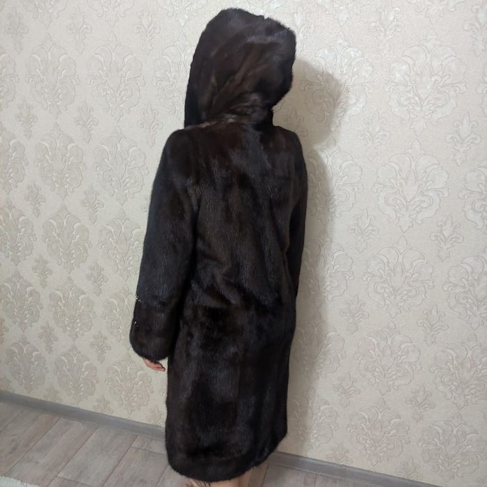 Норковая шуба почти новая