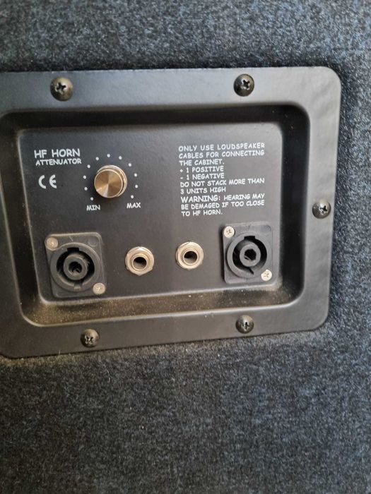 Amp. Bass + Boxa 6x10" - Warvick