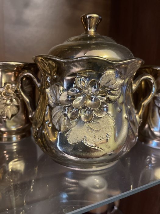 Продам раскошный сервиз