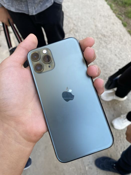 Iphone 11 pro srochniga