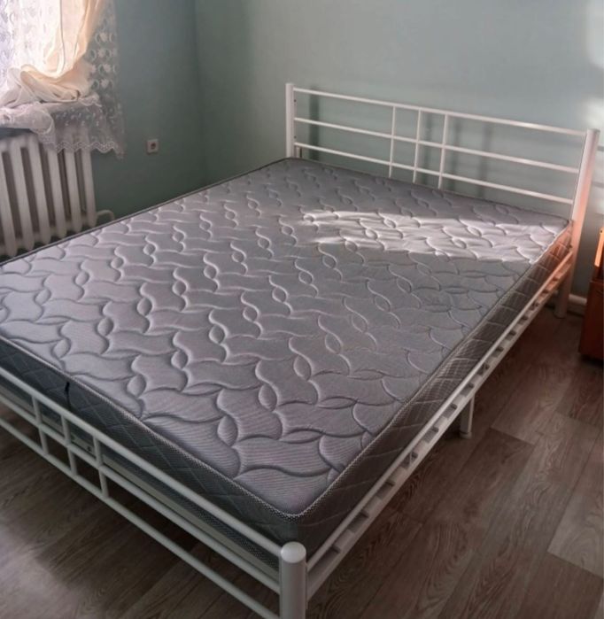 Матрас ортопедический 200х180.200х200