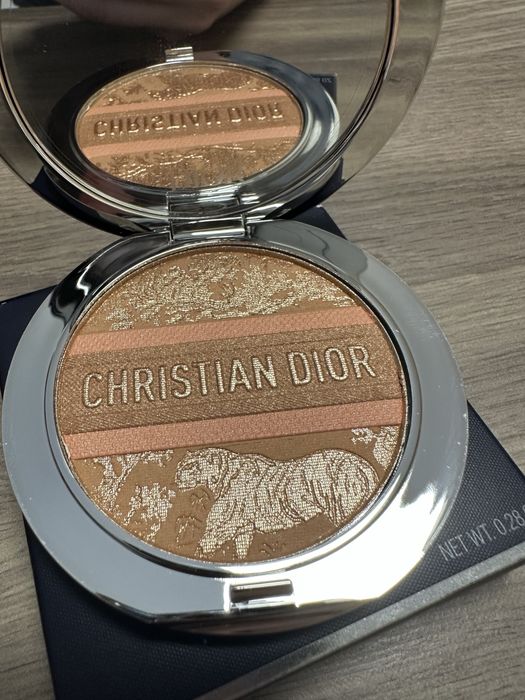 Чисто нов!! 100% Оригинален лимитиран бронзър Dior Forever Nude Bronze Glow бронзер бронзант
