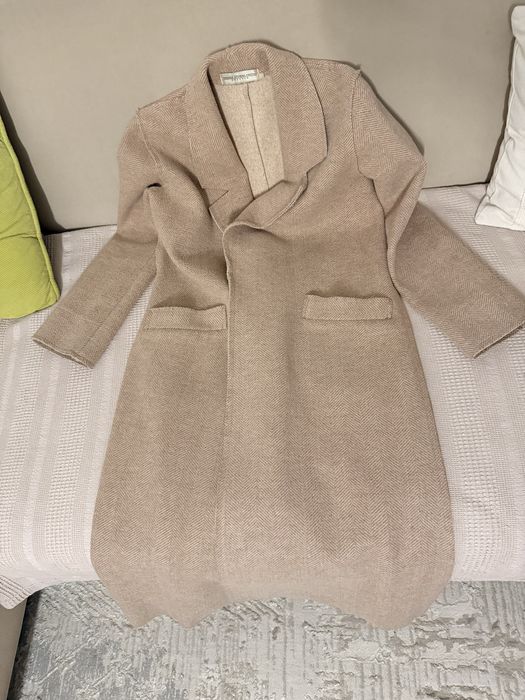 Продается пальто