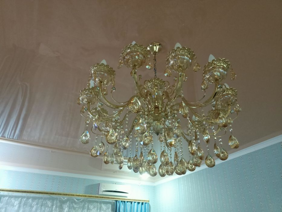 Люстра 12 рожков
