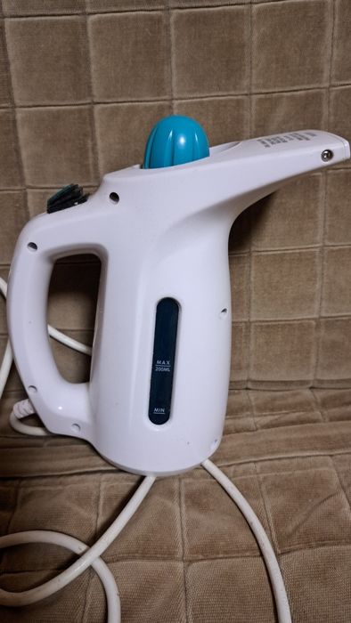 Aparat de calcat vertical