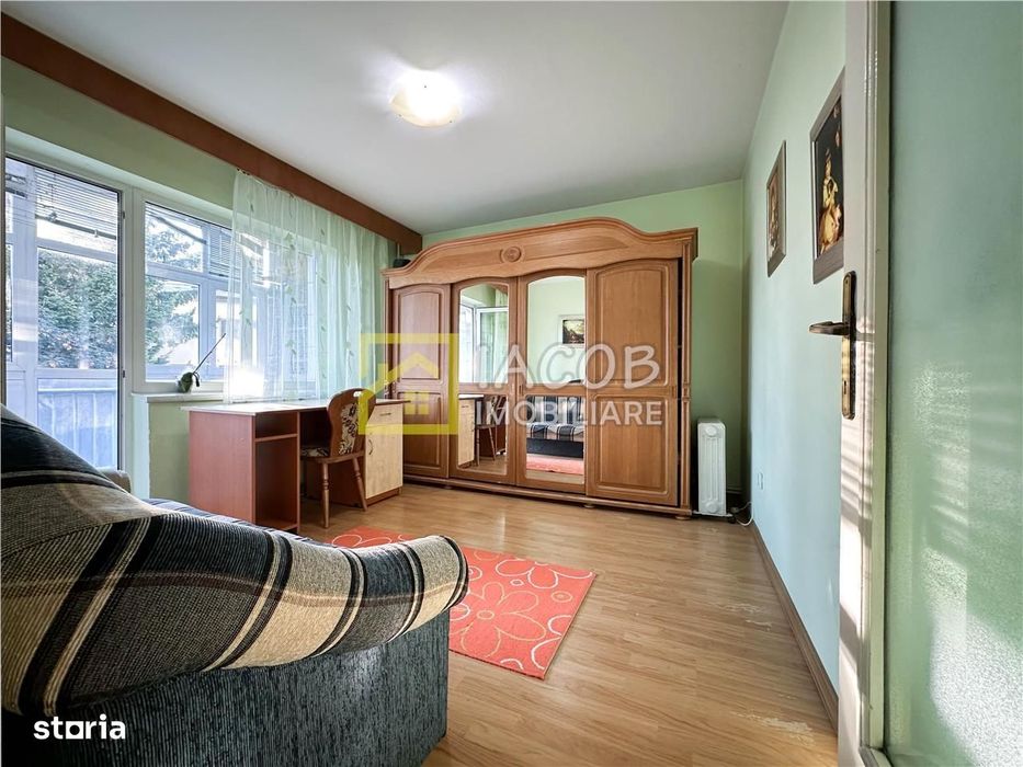 Apartament 3 camere de inchiriat – Bacau, Str. Panselelor