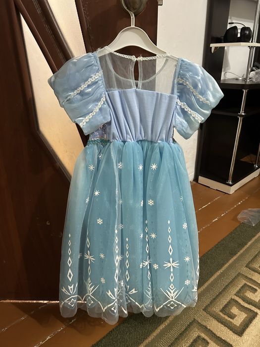 Продам платье на утренник