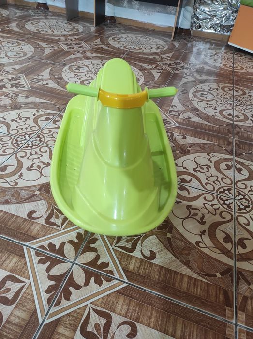 Детская пластиковая качалка-балансир