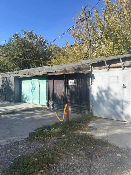 Продается гараж в районе Верхнего рынка