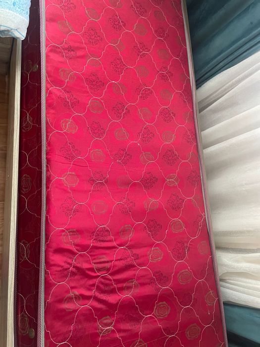 Матрас 190х95см.