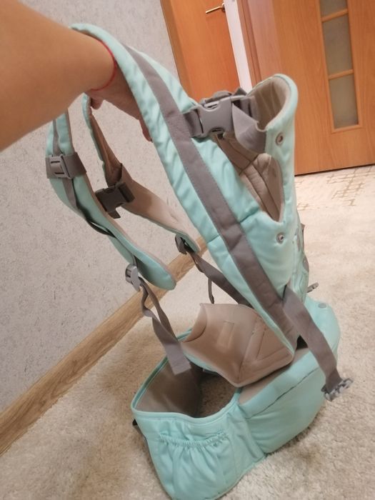 кенгуру со стульчиком