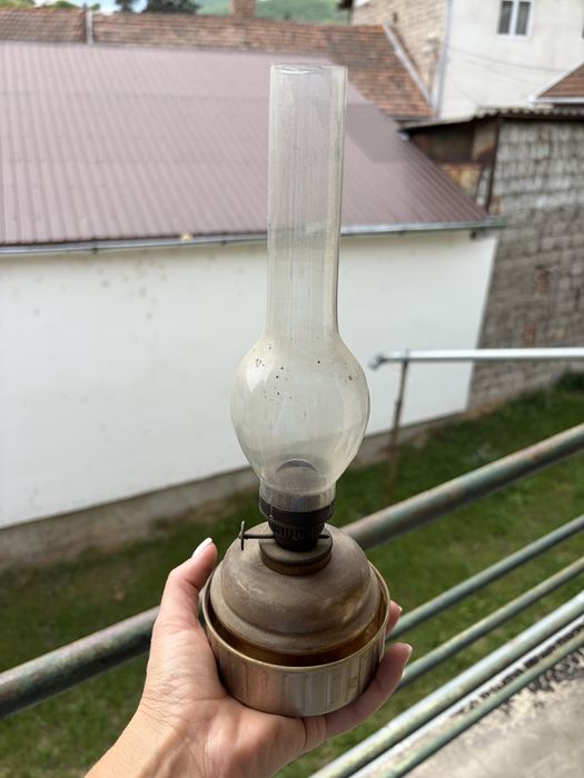 Lampa cu  petrol