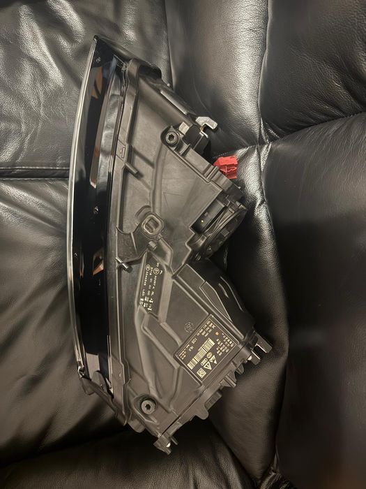 Faruri Far  Audi A8 2017 Matrix