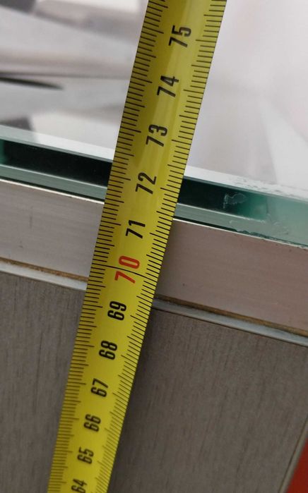 Birouri cu casetiera, cu blat din sticla securizata sau din PAL