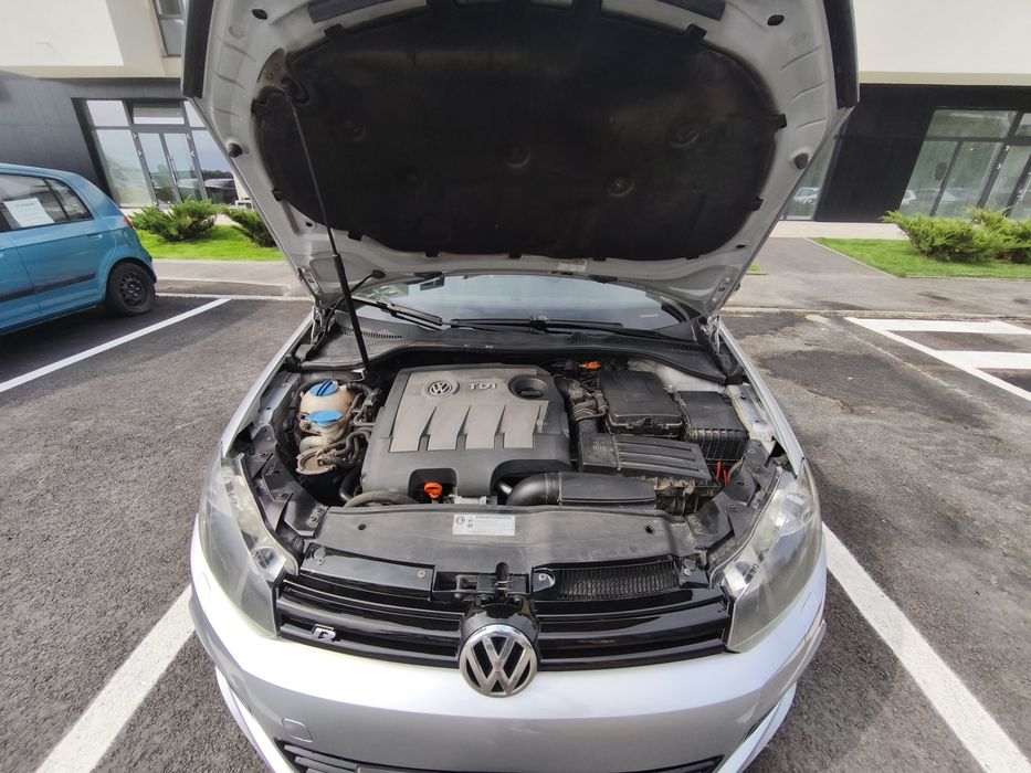 VW Golf 6 R20 Look / 1.6 TDI / Climatronic / Interior Mach / Navigație / An 2012