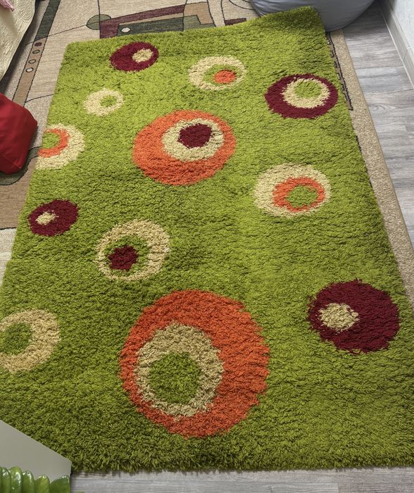 Пушистый кавер с кругами