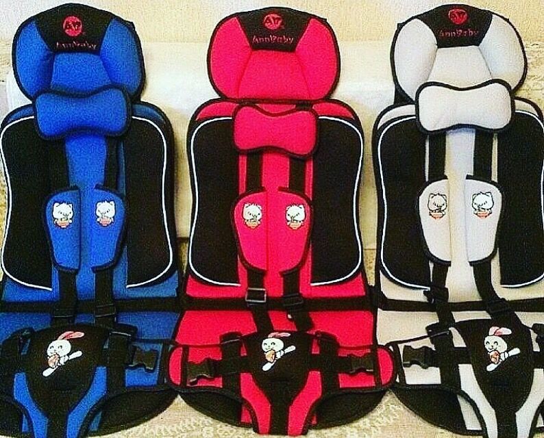 Детские бескаркасные автокресла