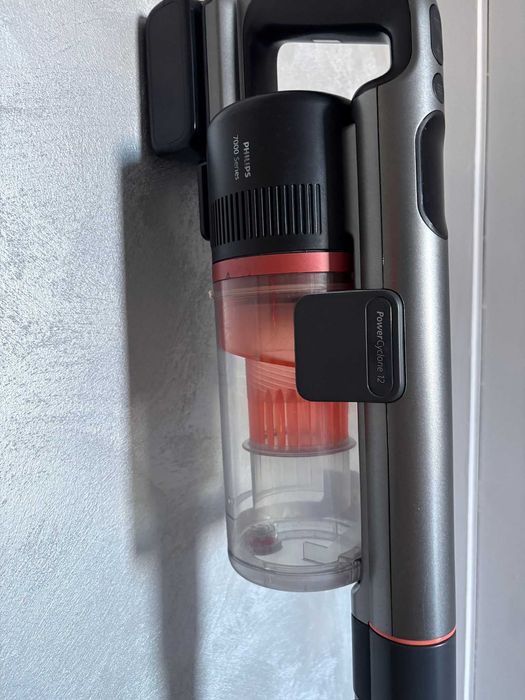 Aspirator vertical PHILIPS Aqua Seria 7000 XC7055/01