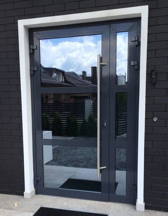 Двери Алюминиевые и ПВХ