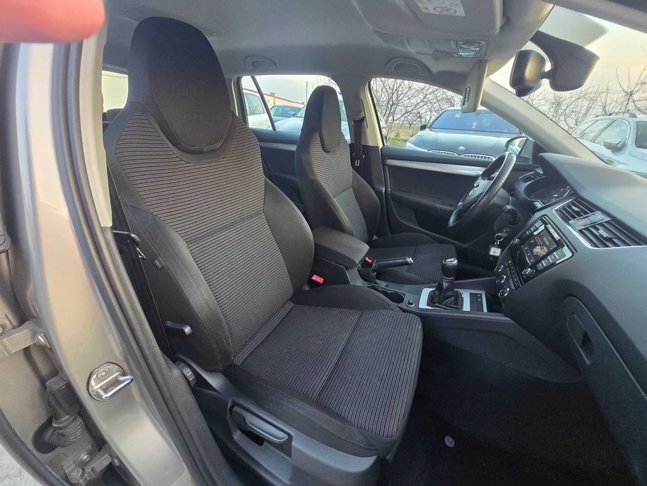 Skoda octavia 3 1.2 TSI 6+1 4 cilendree 2015 Elegance Scaune Recaro