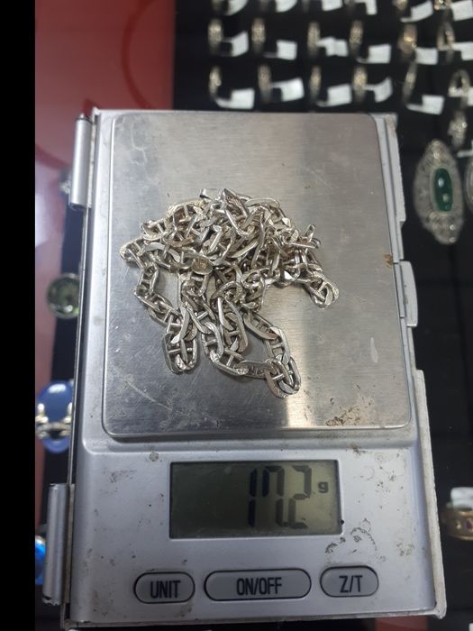 Продаю серебрянную цепочку