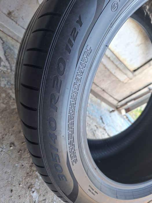 Продам шину 305/40/20 пирелли