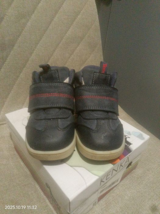 продам ботинки 5000тг