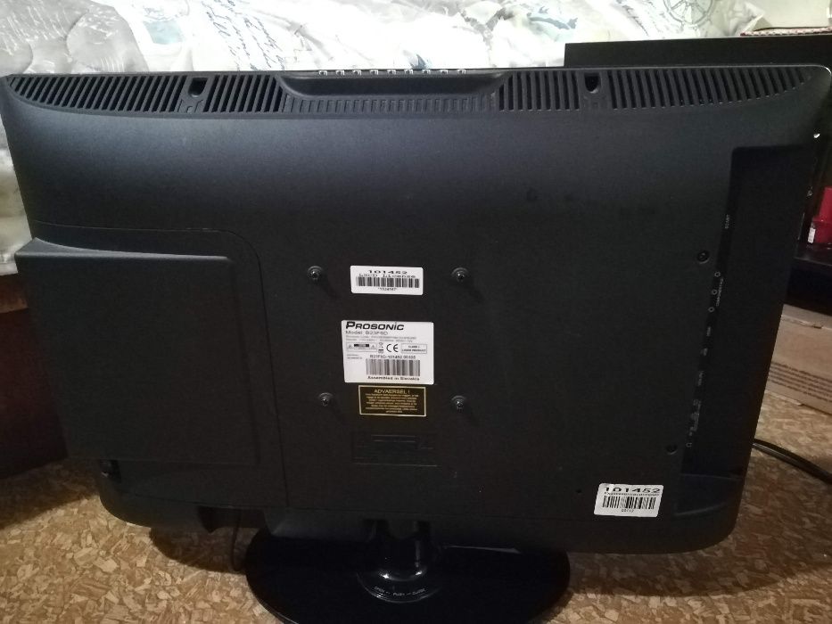 Телевизор Prosonic 23 инча с DVD,