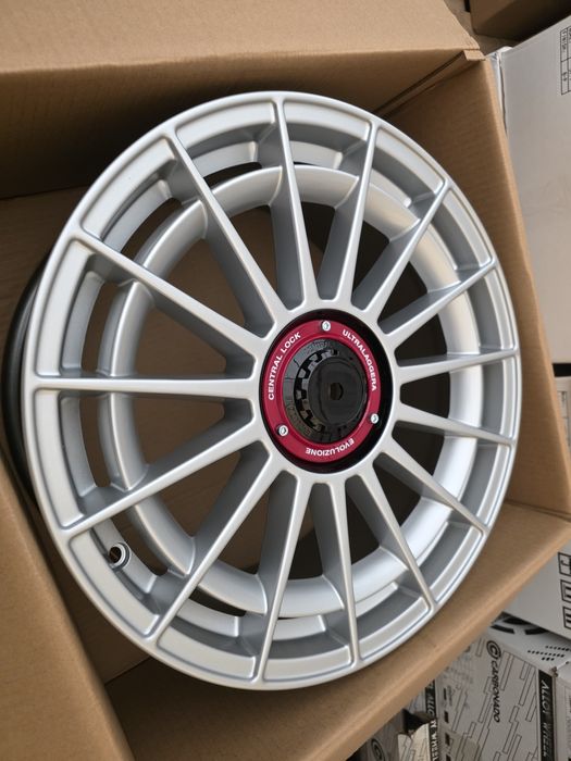 Jante de alaj pe 18  5x112 marca rc wheels model  117