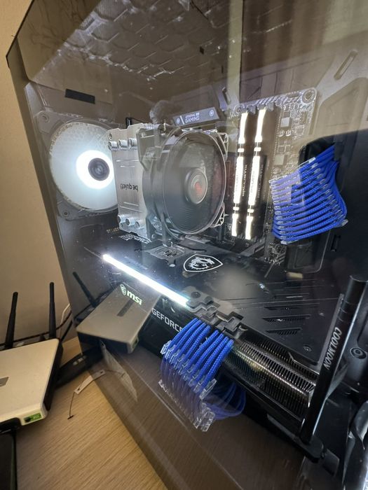 Ryzen 5 5600 / RTX 3060 MSI 12GB / 16 GB RAM