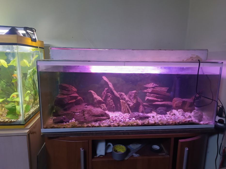 Продам аквариум 200 л
