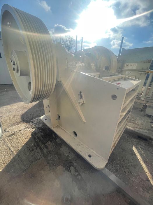 Трошачка челюстна руска 900х400