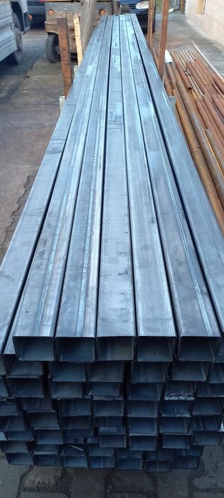 Черен профил 80х80х3, 6 метра дължина.