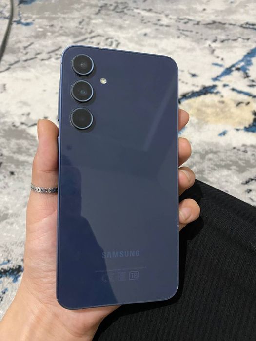 Samsung A55 5G tel sotiladi.