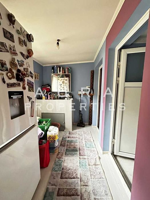 Продава се Къща в Разград, Бели Лом - 310 кв.м за 537 €/кв.м - Снимка #6