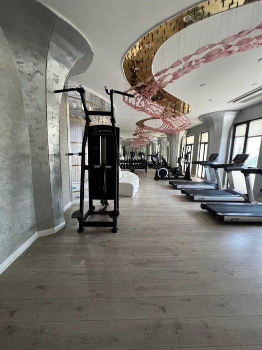 Улица Нукус.  SKYLINE Towers. Продам  4/6/ 14 . Коробка .150кв.м.