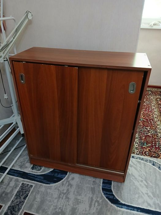 Камоды  2 ШТУКИ Срочно  .НЕ ДОРОГО