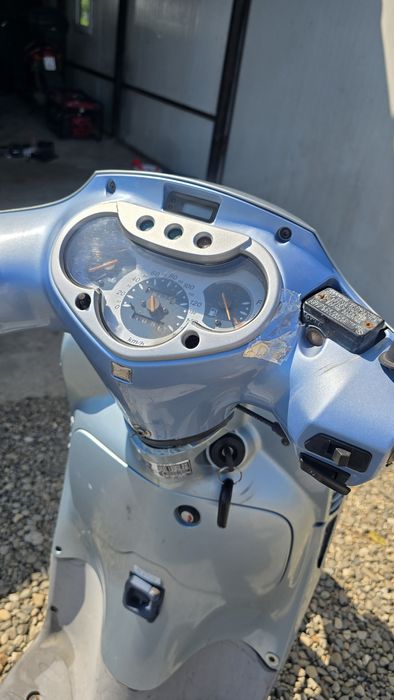 Scuter Honda SH150 cu acte italia