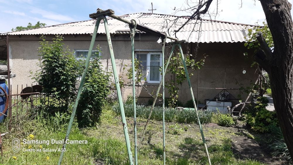 Продаётся коттедж на две семьи